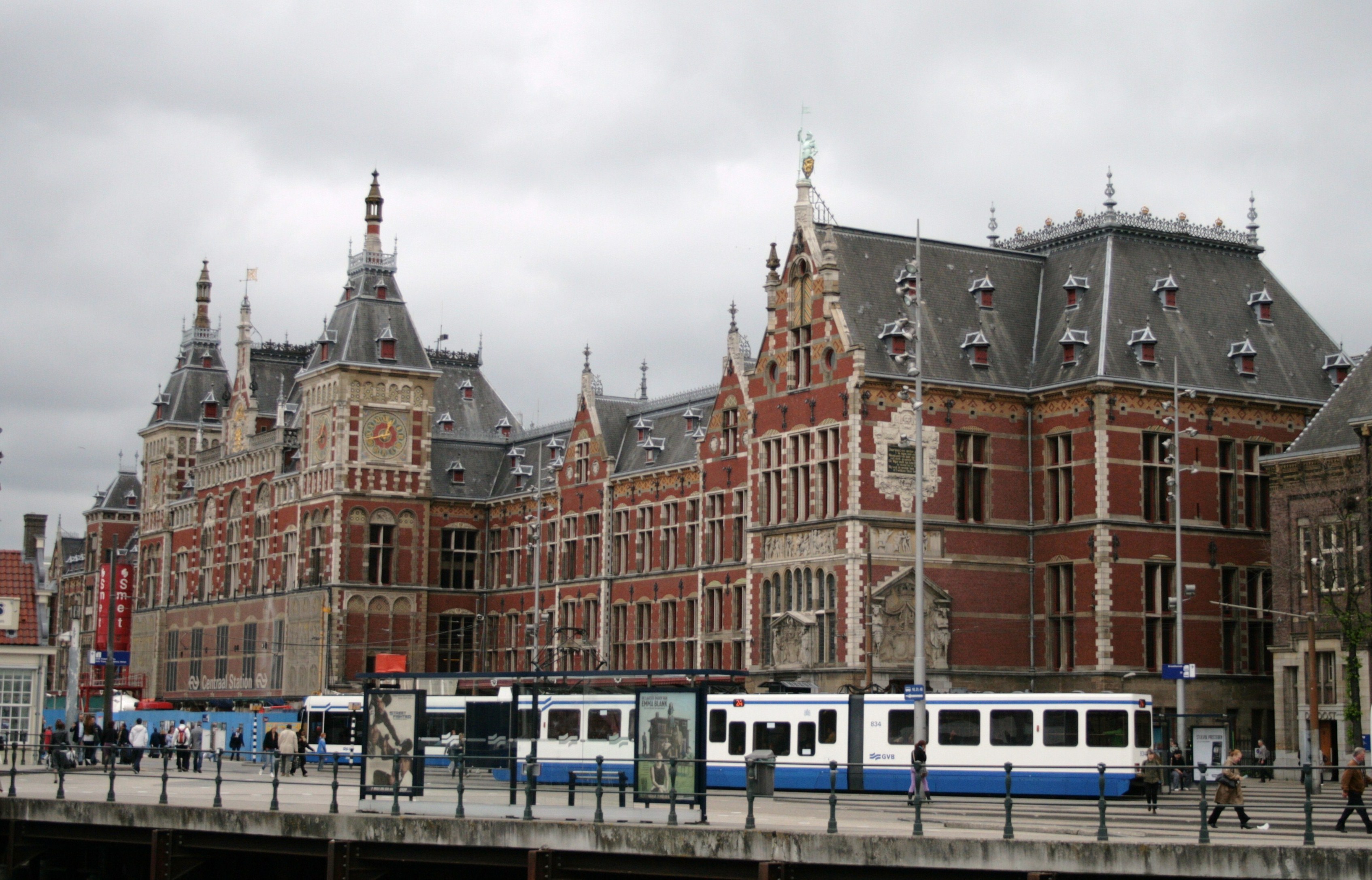 Architectuur van Cuypers: Centraal Station en Rijksmuseum
